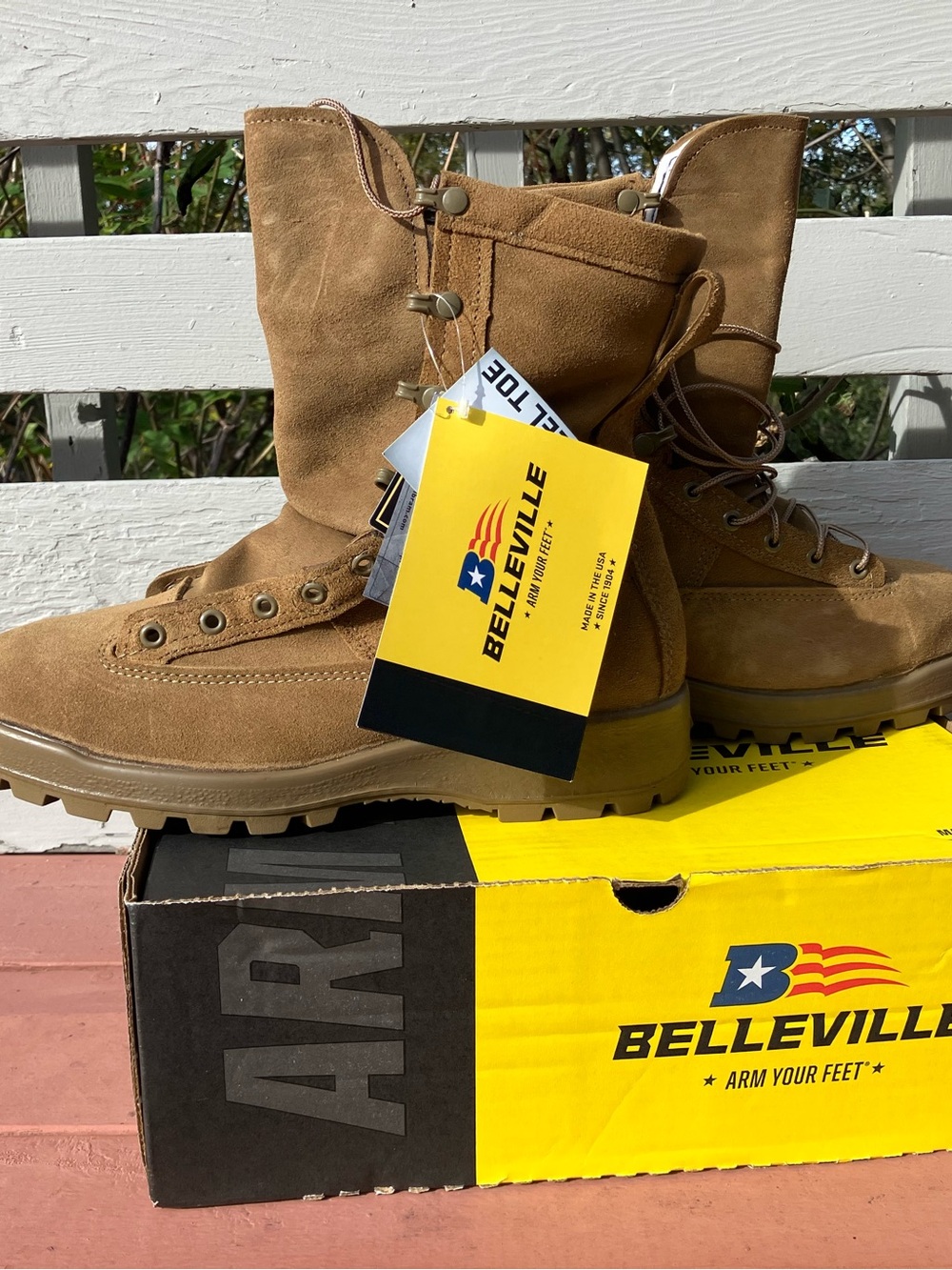 New In Box Belleville C775ST Men’s Size 9 Wide Gore-Tex Steel Toe Boots 600 gram